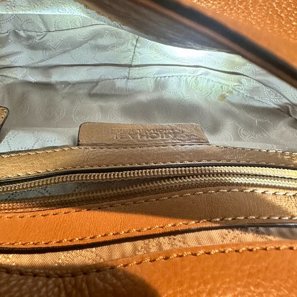 Michael Kors caramel pebbled leather handbag - Picture 13 of 15